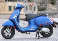 D03-DO3 BLU VIVACE OPACO VESPA GTS 300